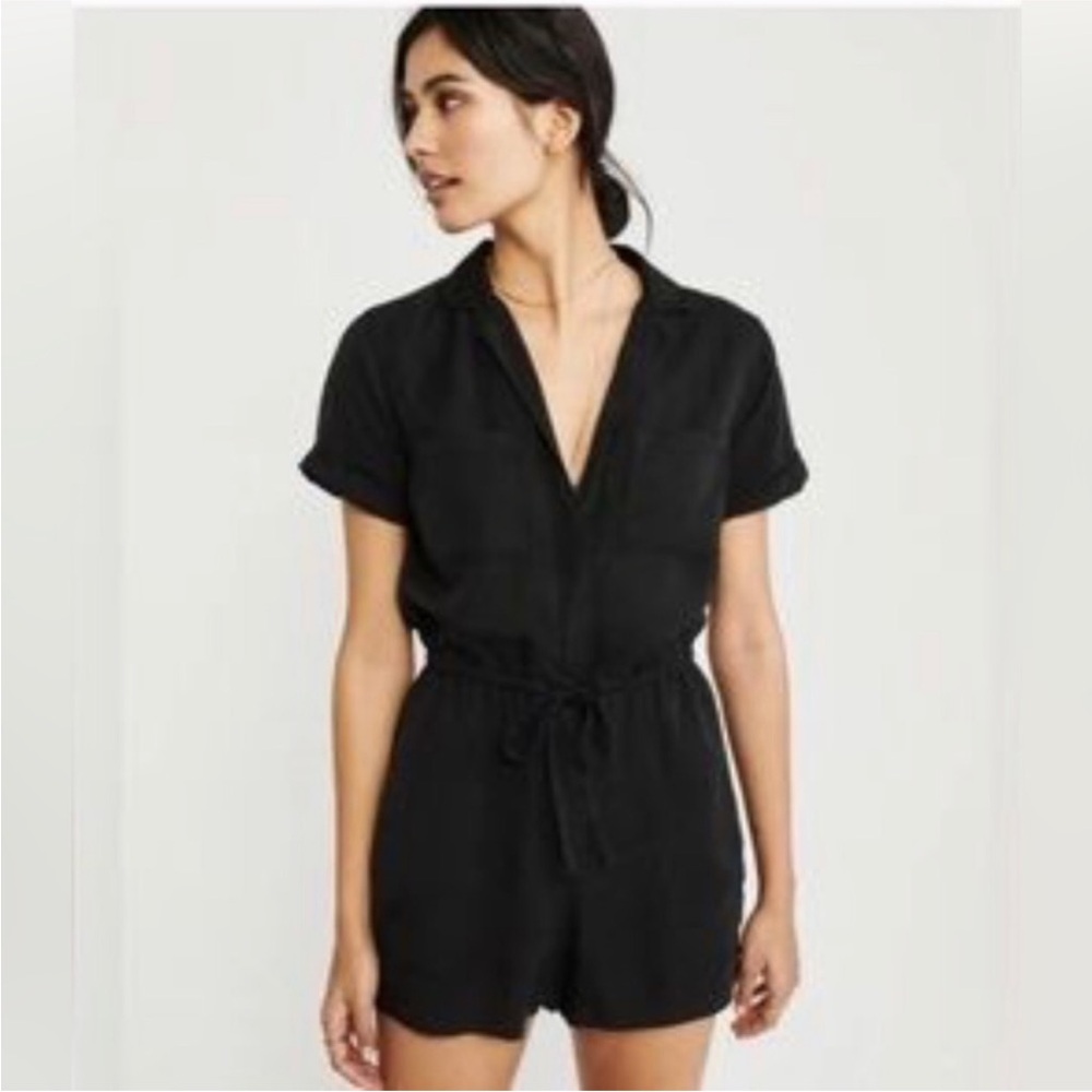 A&F Linen Blend Romper XXS